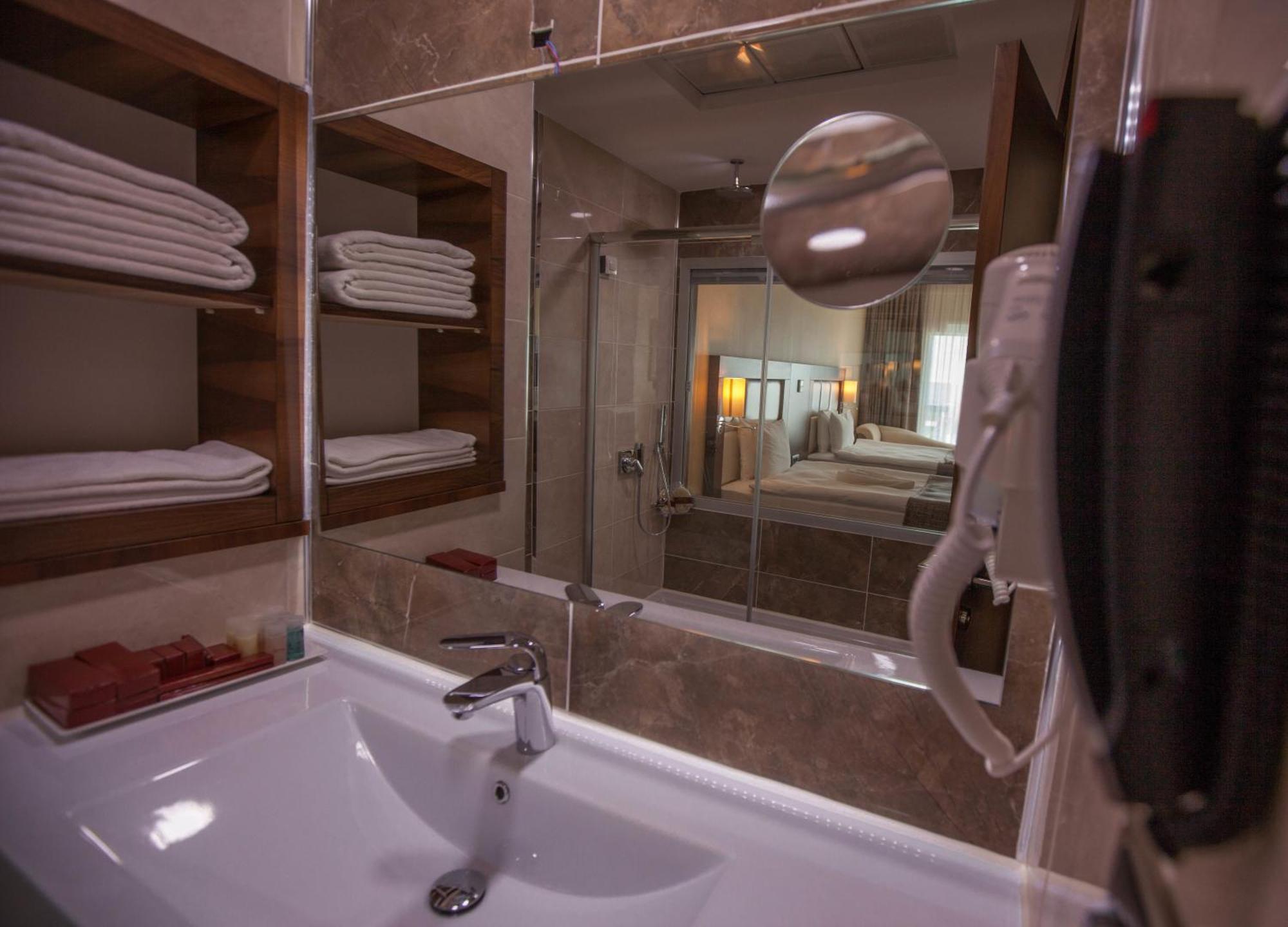 דייארבקיר Mitannia Regency Hotel מראה חיצוני תמונה